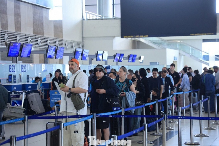 Chậm chuyến bay trên 3 giờ: Khách có quyền đòi hoàn tiền vé theo đề xuất mới