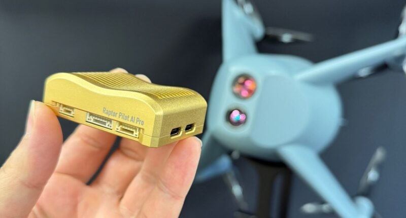 Anh ra mắt hệ thống tự động lái AI siêu nhỏ biến UAV thành vũ khí thông minh