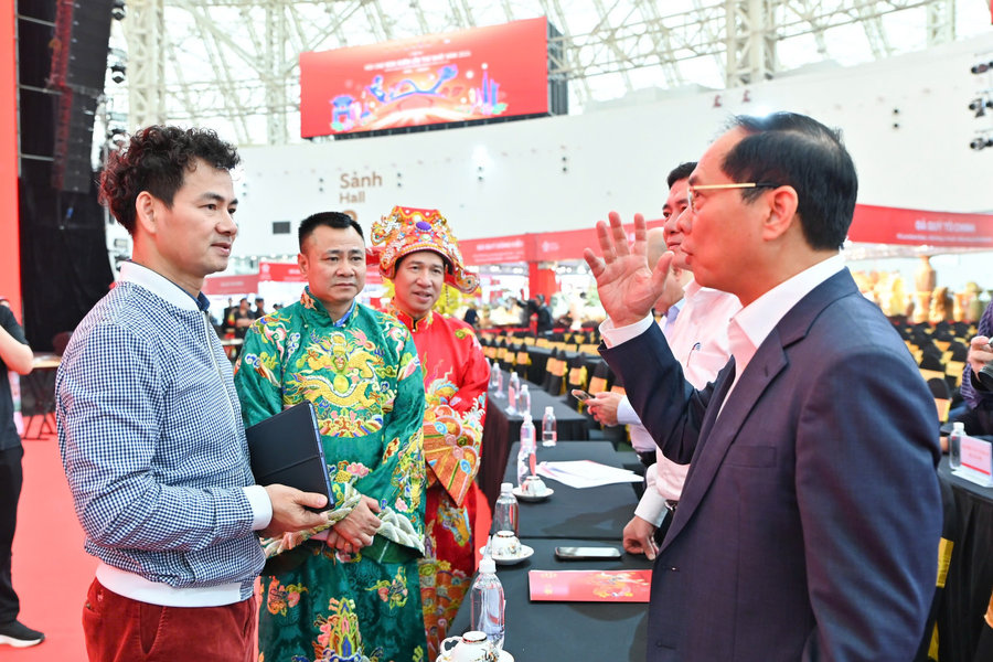 Lễ bế mạc Hội chợ Mùa Xuân 2026: Trực tiếp trên VTV1 tối nay