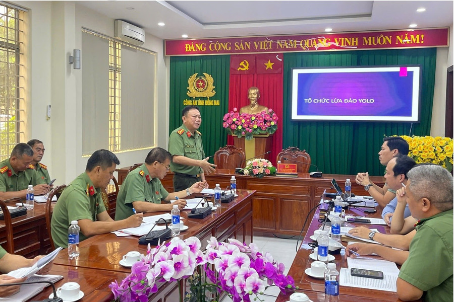 Triệt phá đường dây lừa đảo xuyên biên giới chiếm đoạt hơn 2.500 tỷ đồng