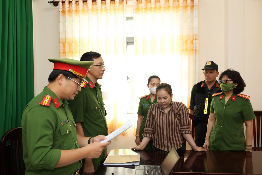 Cần Thơ: Khởi tố 2 đối tượng mua bán thịt heo nhiễm dịch tả châu Phi