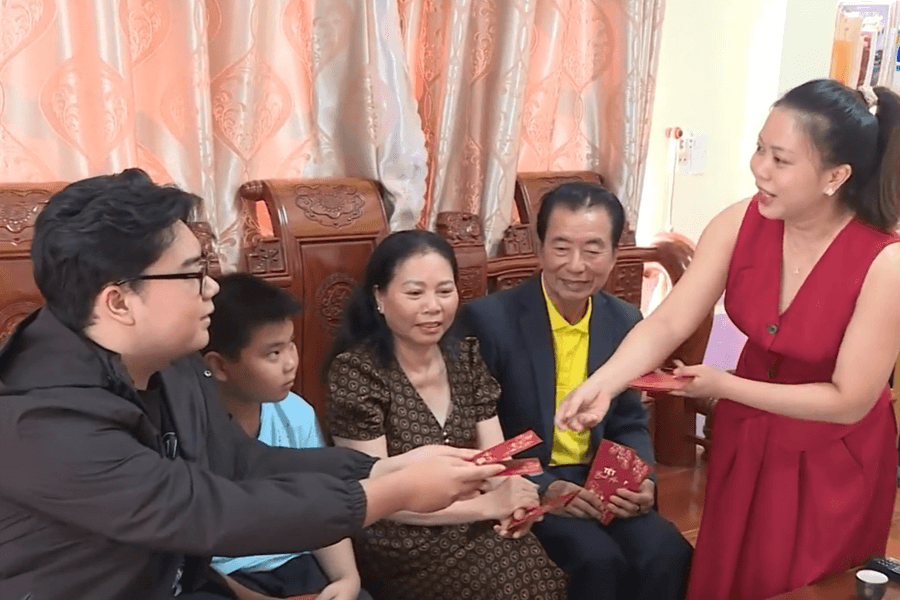 Lì xì đầu năm - Nét đẹp văn hóa