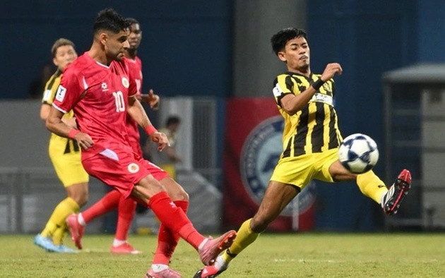 CLB CAHN lo ngại án treo giò của Leo Artur tại V-League sau tấm thẻ đỏ tại cúp C2 châu Á