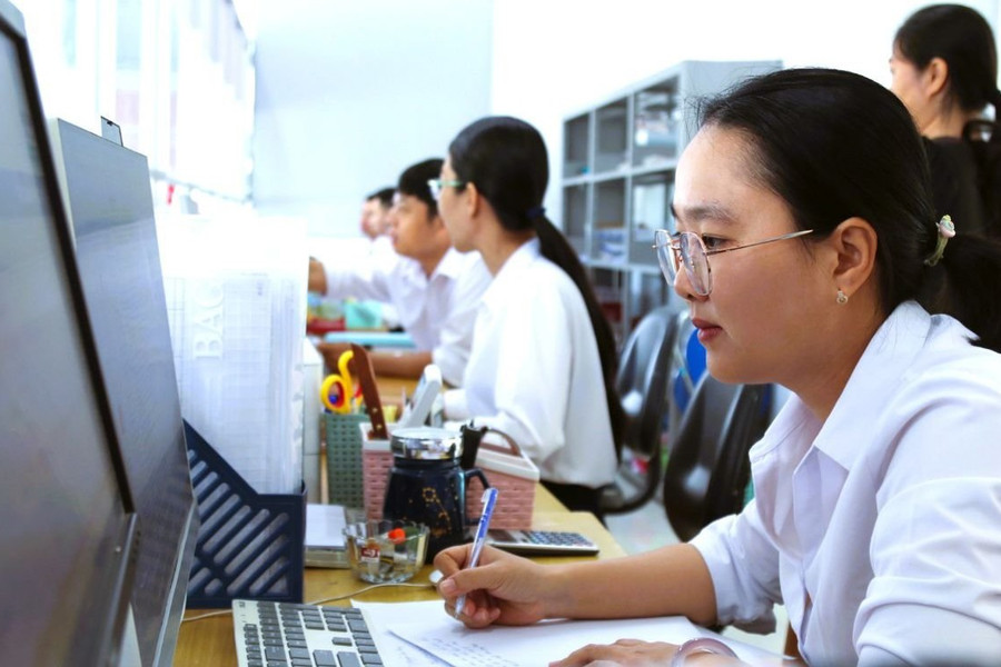 Chứng chỉ bồi dưỡng ngạch công chức có dùng được cho viên chức?
