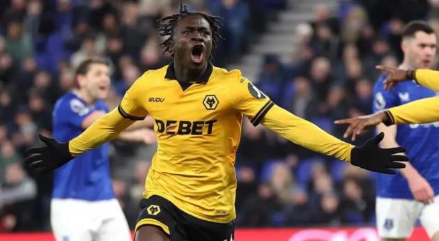Liverpool và bài toán Mateus Mane: Không được phép để MU nẫng tay trên