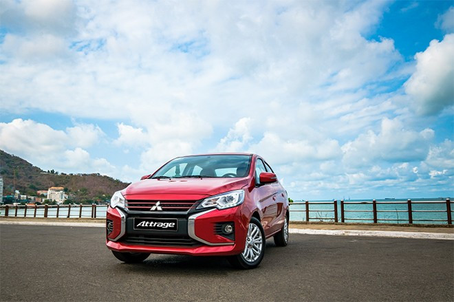 Giá xe Mitsubishi Attrage tháng 2/2026: Ưu đãi 100% lệ phí trước bạ