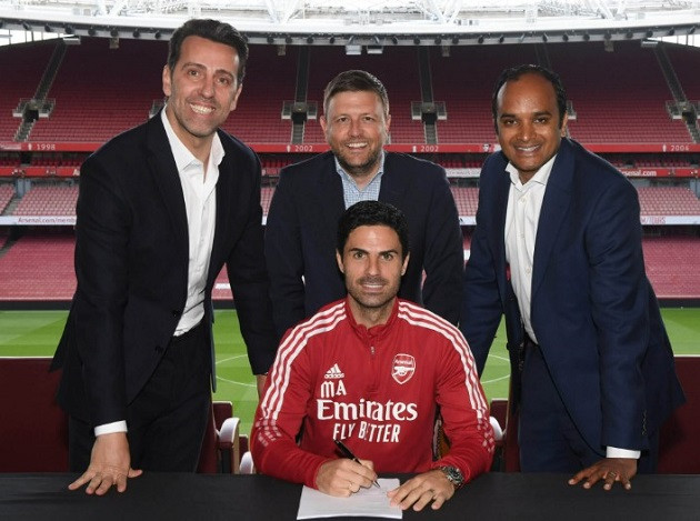 Arsenal cải tổ thượng tầng: Giám đốc kỹ thuật James Ellis rời đi sau 7 tháng
