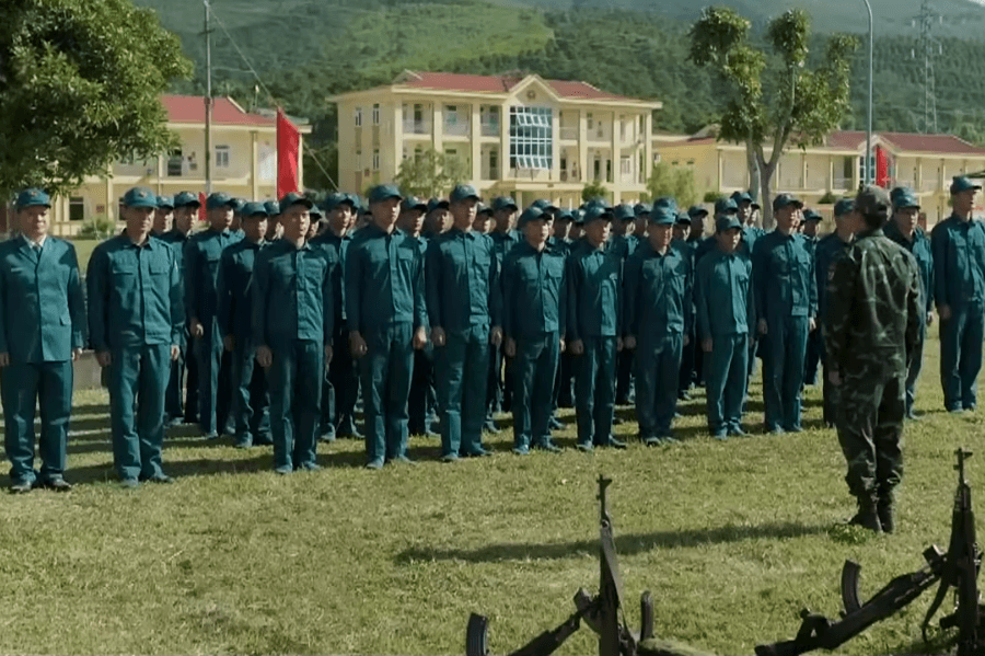 Phim Không giới hạn tập 11: Khải Phong công khai theo đuổi đối thủ cũ Lam Anh