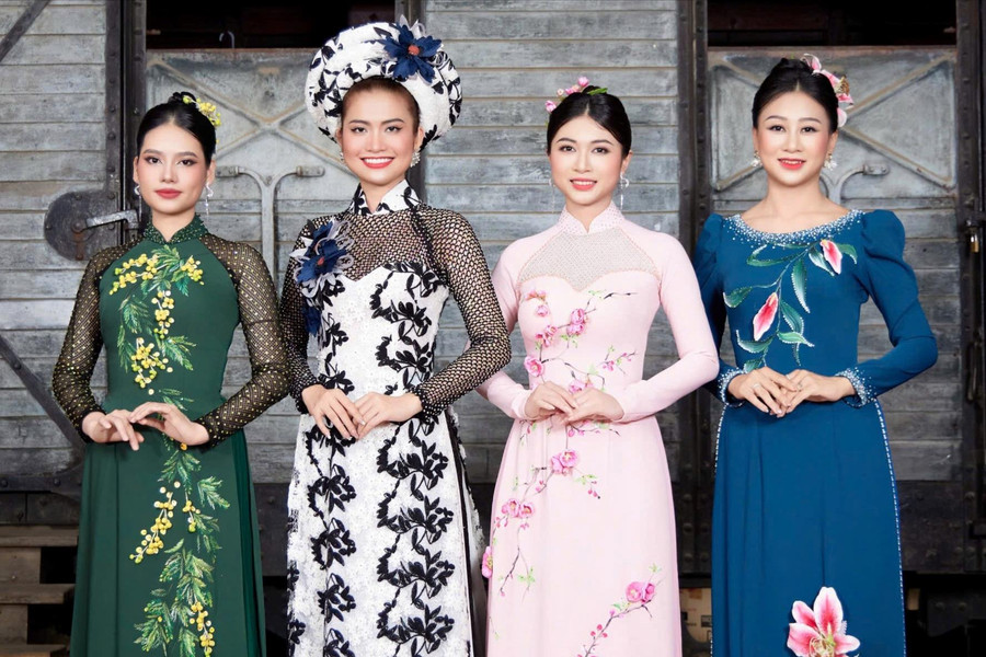 Người trẻ Lâm Đồng thổi hồn sáng tạo với áo dài hoa