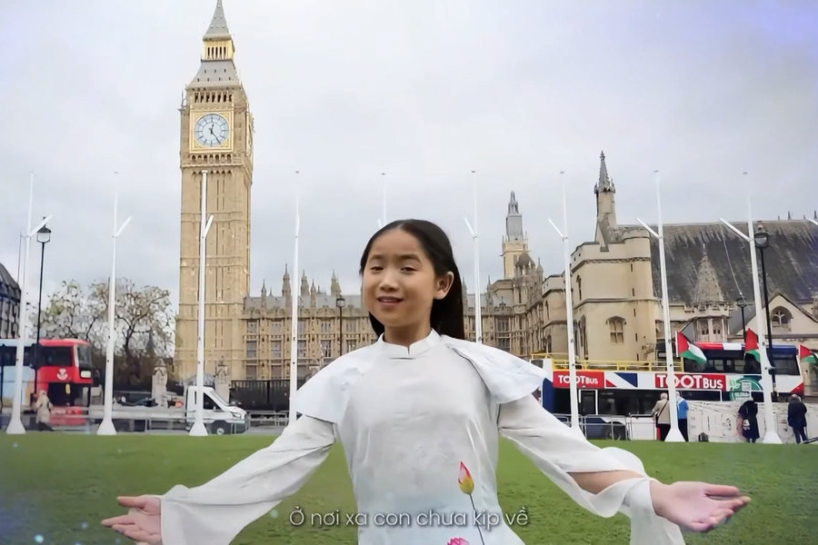 Cô bé 10 tuổi tại Anh dùng dân ca ví giặm chinh phục trường nghệ thuật London