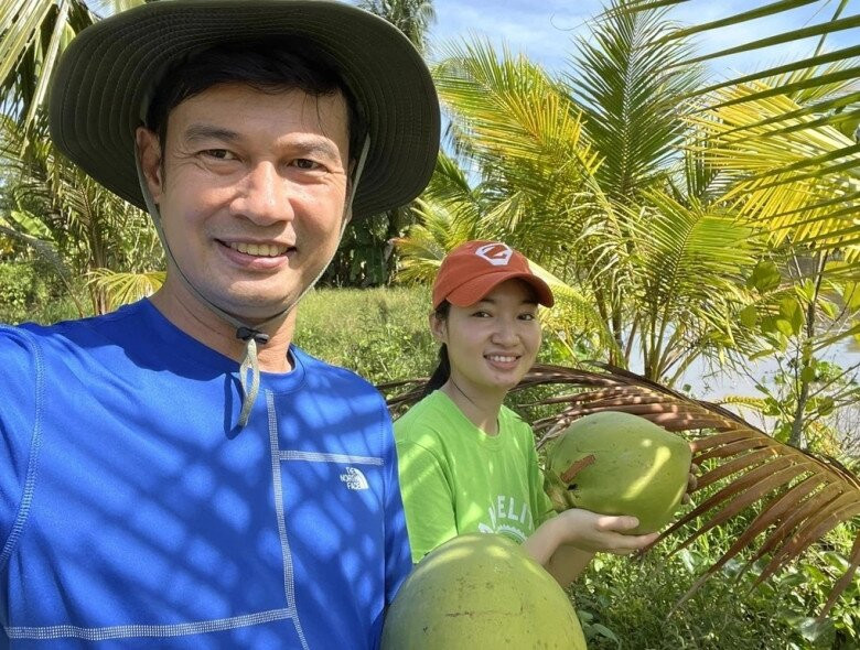 Diễn viên Tiết Cương: Hành trình từ 10 năm ở trọ đến tổ ấm viên mãn ở tuổi 53