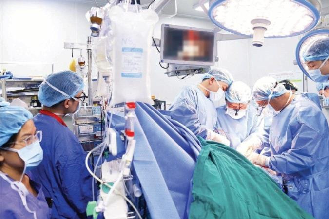 Xây dựng nền y tế hiện đại, công bằng và bền vững