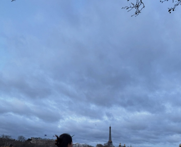Paris qua góc nhìn của Tăng Thanh Hà: Khoảnh khắc tĩnh lặng lúc bình minh tại kinh đô ánh sáng