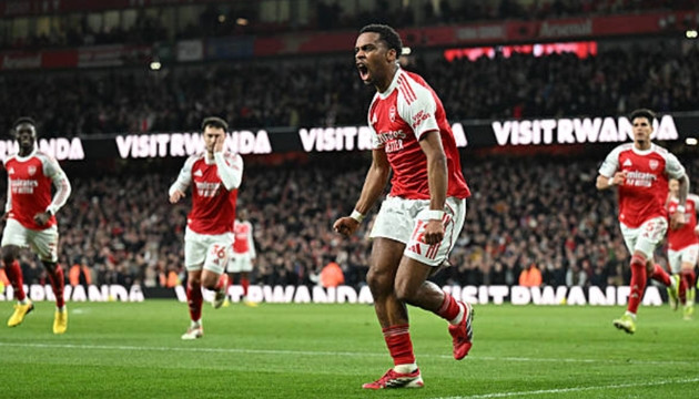 Jurrien Timber tỏa sáng giúp Arsenal đánh bại Chelsea 2-1: Tầm ảnh hưởng của hậu vệ biên toàn diện