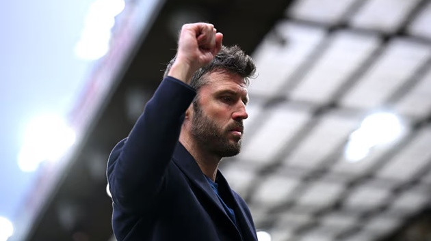 Manchester United và 'canh bạc' Michael Carrick: Khi sự ổn định giá trị hơn hào nhoáng
