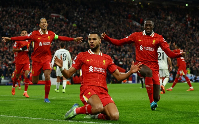 Liverpool và bài toán nhân sự nan giải: Thử thách xoay tua cực đại cho Arne Slot