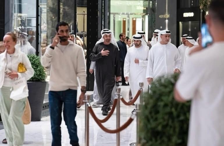 UAE: Cách Dubai Link mới Dubai888 Cá Cược xa hoa bảo vệ và chi trả toàn bộ chi phí cho 20.000 du khách mắc kẹt