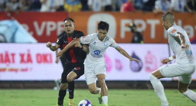 Ninh Bình sa thải HLV Albadalejo sau cuộc khủng hoảng phòng ngự tại V.League 1