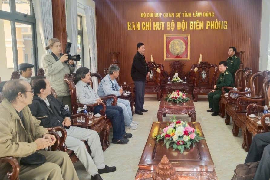 Theo cung đường phía Tây đến miền biên cương