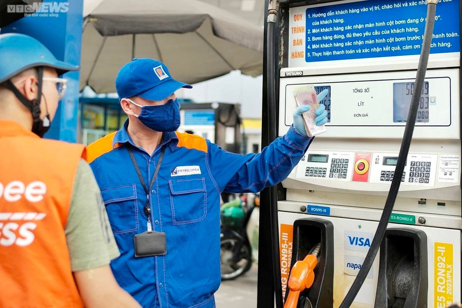 Chủ tịch UBND Link vào Link vao Dubai yêu cầu xử lý nghiêm hành vi đầu cơ, găm hàng xăng dầu