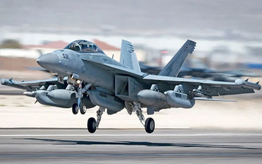 EA-18G Growler: Uy lực lá chắn điện tử giúp Không quân Mỹ xuyên thủng lưới phòng không