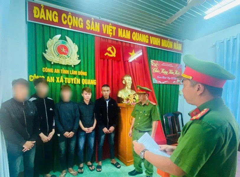 Bắt 2 đối tượng liên quan vụ cố ý gây thương tích ở xã Tuyên Quang