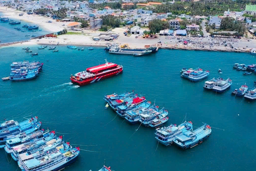 Đặc khu Phú Quý đề xuất nâng mức phụ cấp cho phù hợp điều kiện thực tế