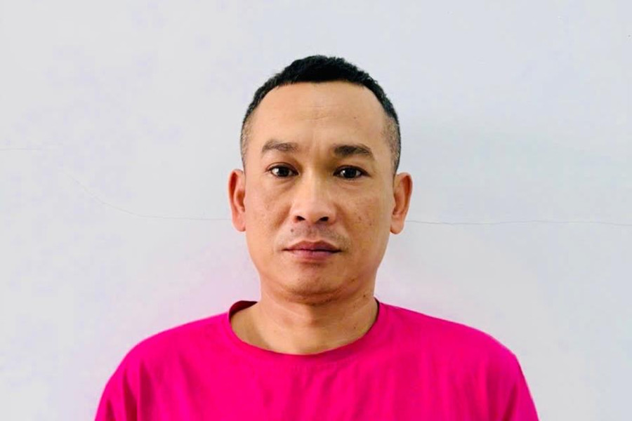 Công an phường La Gi vận động đối tượng truy nã ra đầu thú