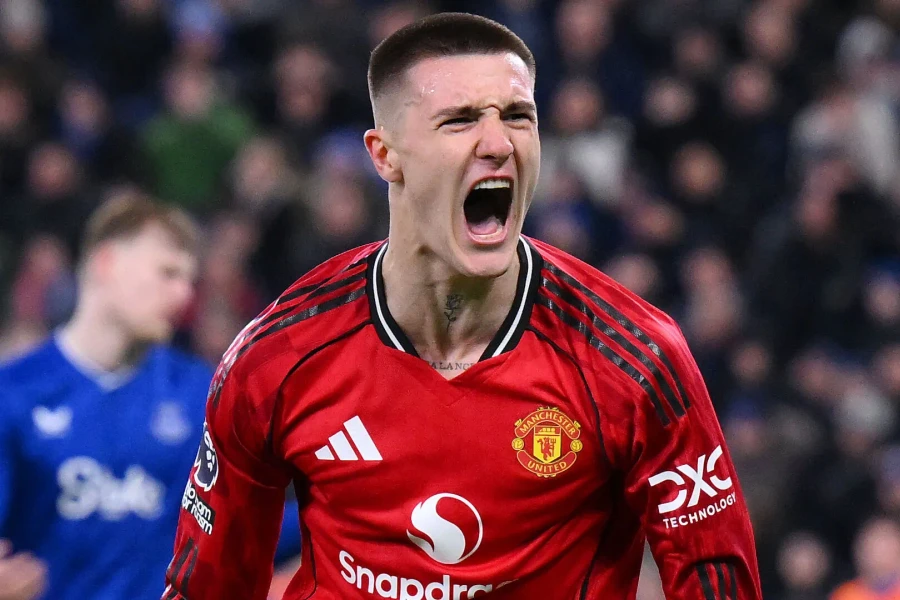 Travis Binnion: Vũ khí bí mật đằng sau sự lột xác của Benjamin Sesko tại Manchester United