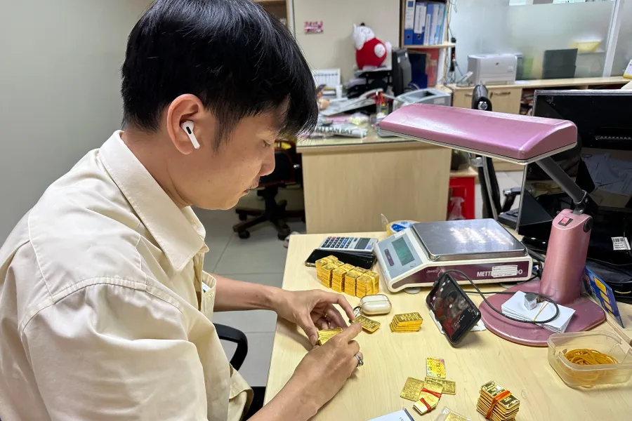 Cập nhật giá vàng chiều nay 16/3/2026: Giá vàng SJC, giá vàng 9999, giá vàng nhẫn, vàng thế giới