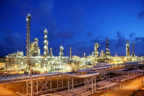 Việt Nam tự chủ 70% nguồn cung xăng dầu trước rủi ro gián đoạn từ Trung Đông