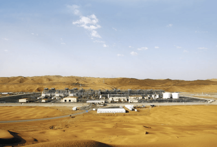 UAE tạm dừng khai thác tại mỏ khí Shah sau cuộc tấn công bằng máy bay không người lái