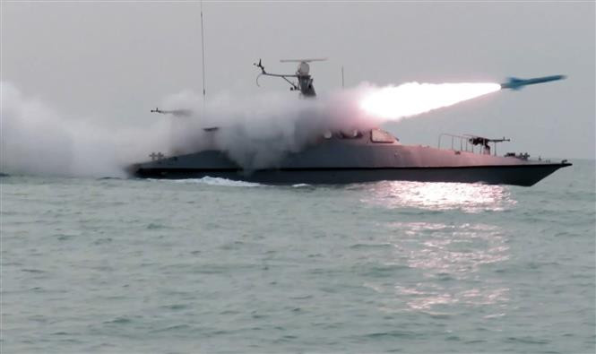 Mỹ huy động mạng lưới khí tài đối phó kho 6.000 thủy lôi của Iran tại eo biển Hormuz