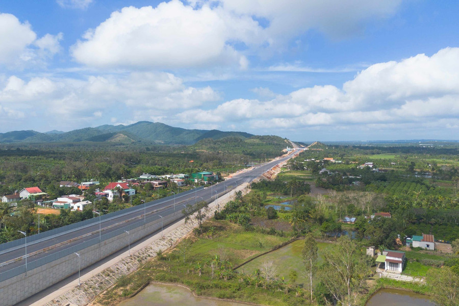 Cao tốc Khánh Hòa - Buôn Ma Thuột qua Đắk Lắk đạt 94% khối lượng thi công hạng mục cuối