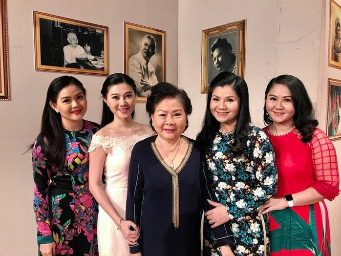 Nghệ sĩ Xuân Yến: Nữ hổ tướng gia tộc Minh Tơ và mối duyên đặc biệt với Kim Tử Long