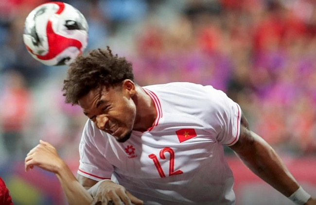 Tuyển Việt Nam lo sốt vó vì Nguyễn Xuân Son dính chấn thương trước thềm Asian Cup