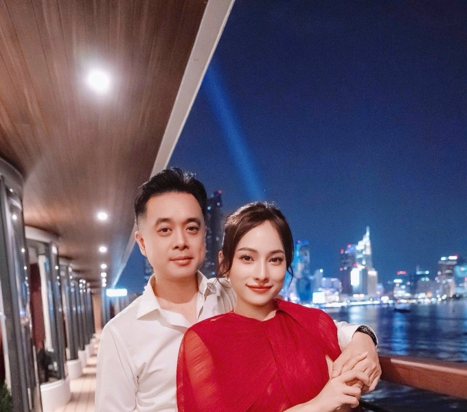 Nhạc sĩ Dương Khắc Linh và Sara Lưu chuẩn bị đón cặp song sinh thứ hai