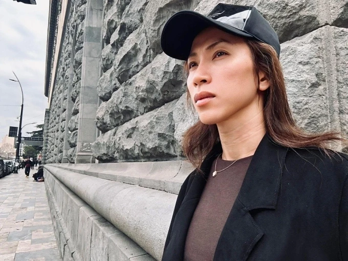 Ca sĩ Lộ Lộ quyết định đón hai con sinh đôi của chồng quá cố về Việt Nam chăm sóc