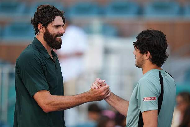 Taylor Fritz khuất phục "quái vật" Opelka, Rybakina thắng thuyết phục tại Miami Open
