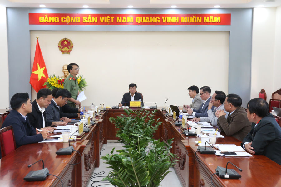 Task Force No. 5 Reviews and Addresses Bottlenecks in 51 Non-Budget Projects