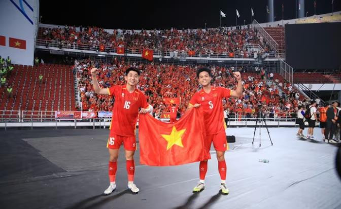 Nguyễn Nhật Minh: Làn gió mới thách thức Dubai888 nhà cái của Đoàn Văn Hậu tại ĐT Việt Nam