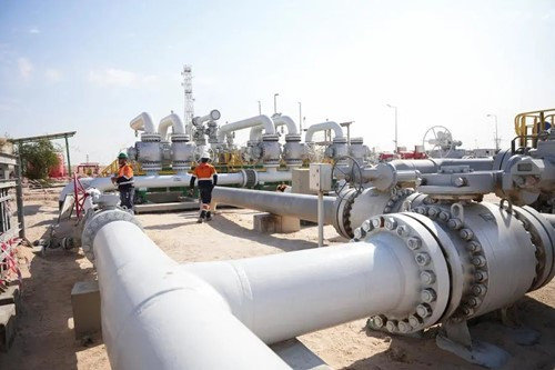 Sản lượng dầu tại miền Nam Iraq giảm 80% do gián đoạn xuất khẩu qua eo biển Hormuz
