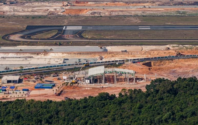 Mở rộng sân bay Phú Quốc 22.000 tỷ đồng: Tiến độ đường băng số 2 và mô hình chuẩn Changi