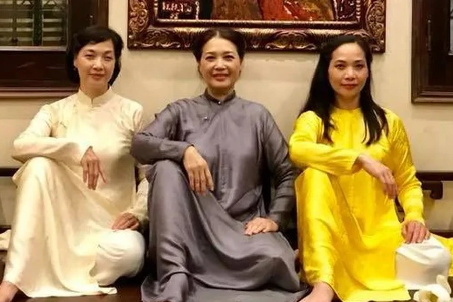 Hai biểu tượng NSND trẻ nhất Việt Nam: Lê Khanh và Quế Trân giờ ra sao?