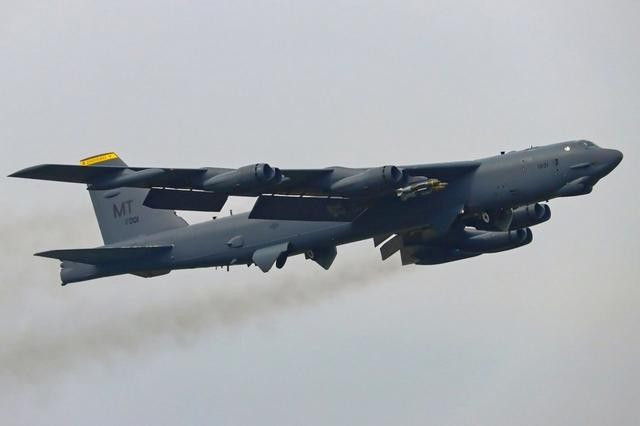 Phân tích khả năng phòng không Iran đối phó máy bay ném bom chiến lược B-52H