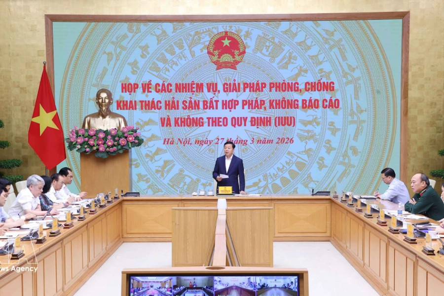 Deputy PM demands stricter management, more decisive action against IUU fishing