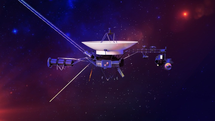 Tàu thăm dò Voyager 1 của NASA sắp cán mốc lịch sử cách Trái đất 1 ngày ánh sáng