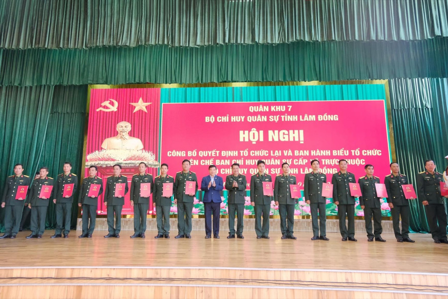 Củng cố quốc phòng từ “gốc rễ” cơ sở