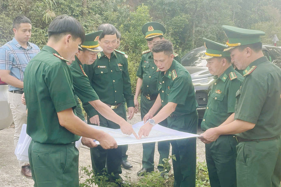 Đoàn công tác của Bộ Quốc phòng khảo sát tuyến biên giới đất liền tỉnh Lâm Đồng