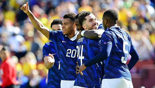 Pháp đè bẹp Colombia 3-1: Sức mạnh chiều sâu đáng nể của đoàn quân Didier Deschamps
